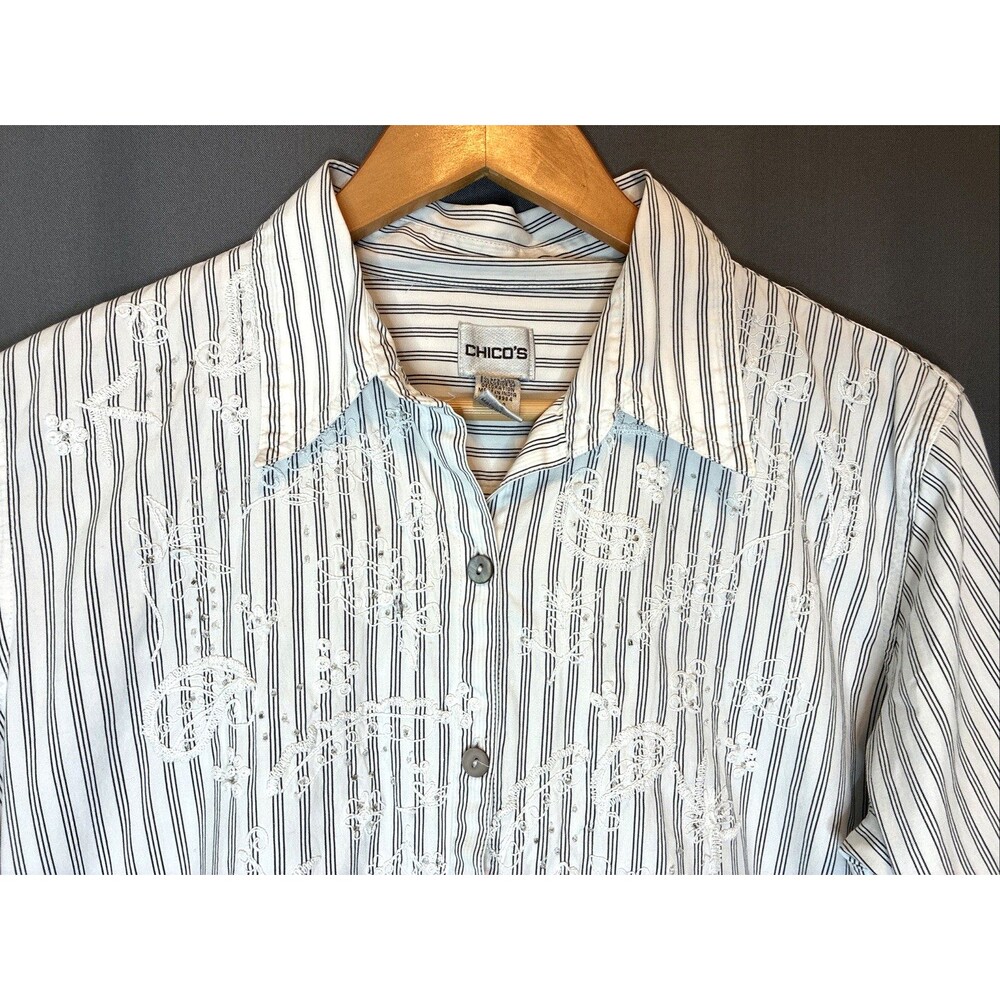 Chicos Embellished Button Up Shirt Large White Black Stripe Appliqué Vtg 90s Y2K